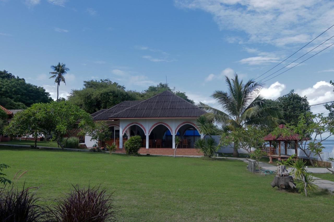 Yut'S Inn Flower Paradise Gili Gede Dış mekan fotoğraf