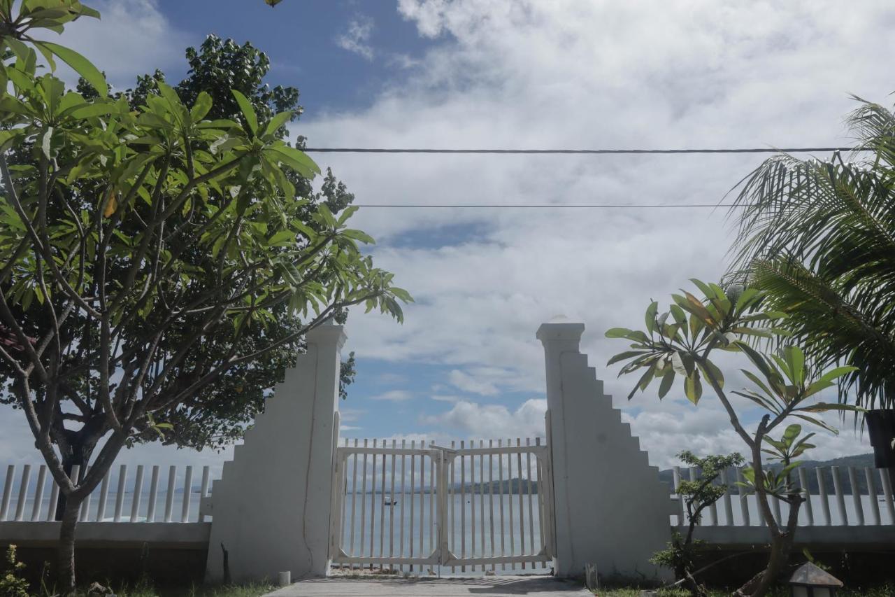 Yut'S Inn Flower Paradise Gili Gede Dış mekan fotoğraf