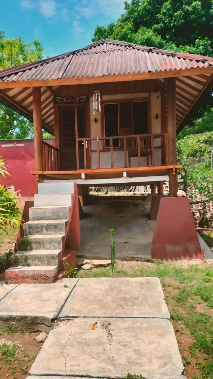 Yut'S Inn Flower Paradise Gili Gede Dış mekan fotoğraf
